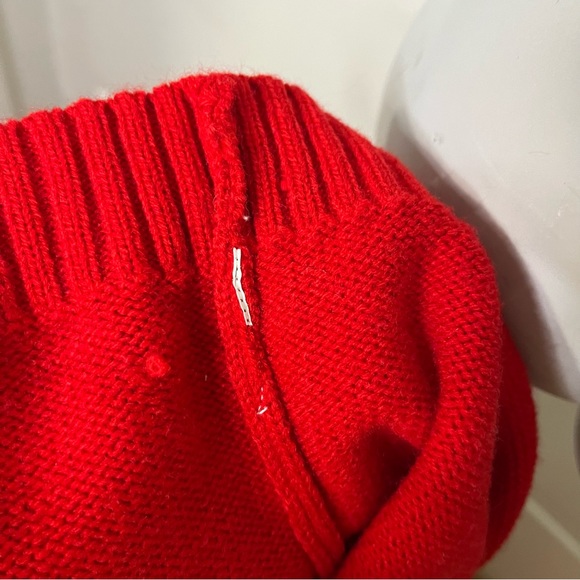 Red Boatneck Teddy Bear Graphic Long Sweater - Picture 5 of 8